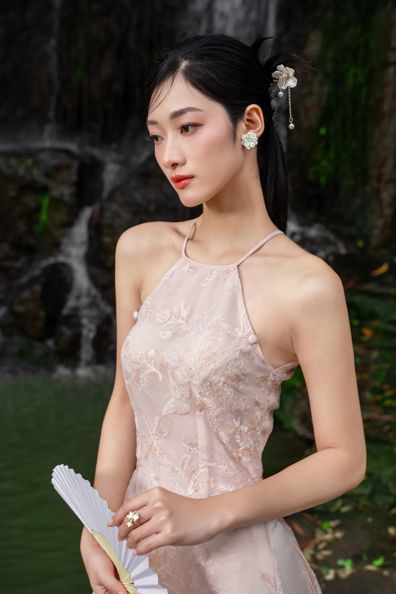 KHAI HOA lookbook · 04