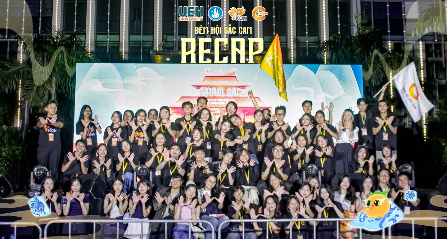 Sắc Cam 2025 event team photograph
